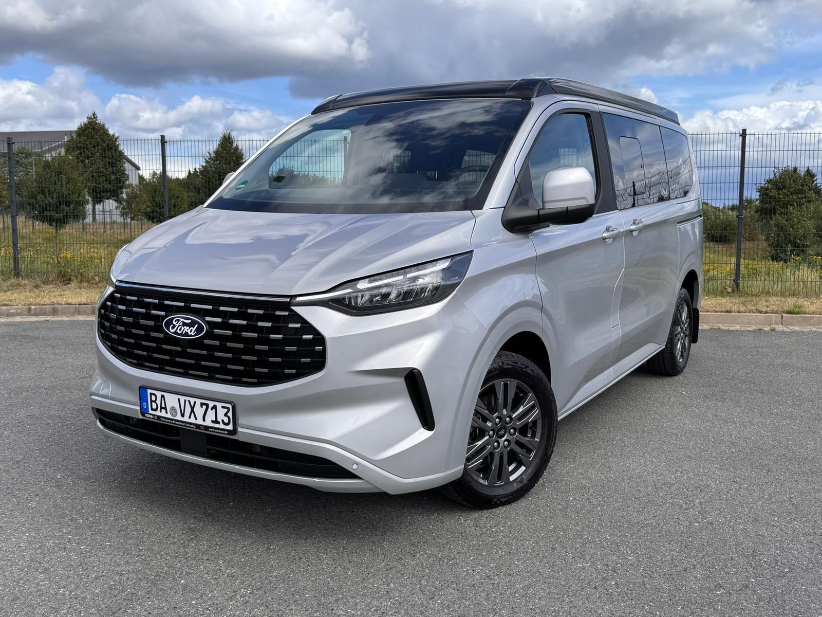 Ford Tourneo Custom Titanium Plus AWD vanexxt Camper