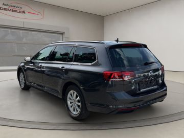 Volkswagen Passat - 7