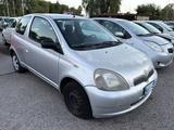 Toyota Yaris 1.0i 16V cat 3 porte Sol - gebrauchte Toyota Yaris aus dem Jahr 2002