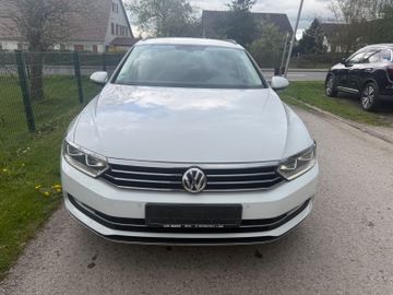 Volkswagen Passat Variant - 2
