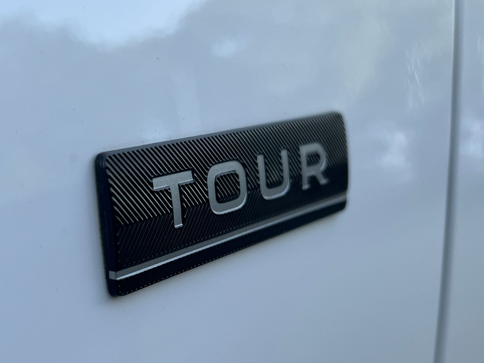 Fahrzeugabbildung SKODA Octavia Combi Tour 2.0 TDI DSG *AHK, LED, ACC, K
