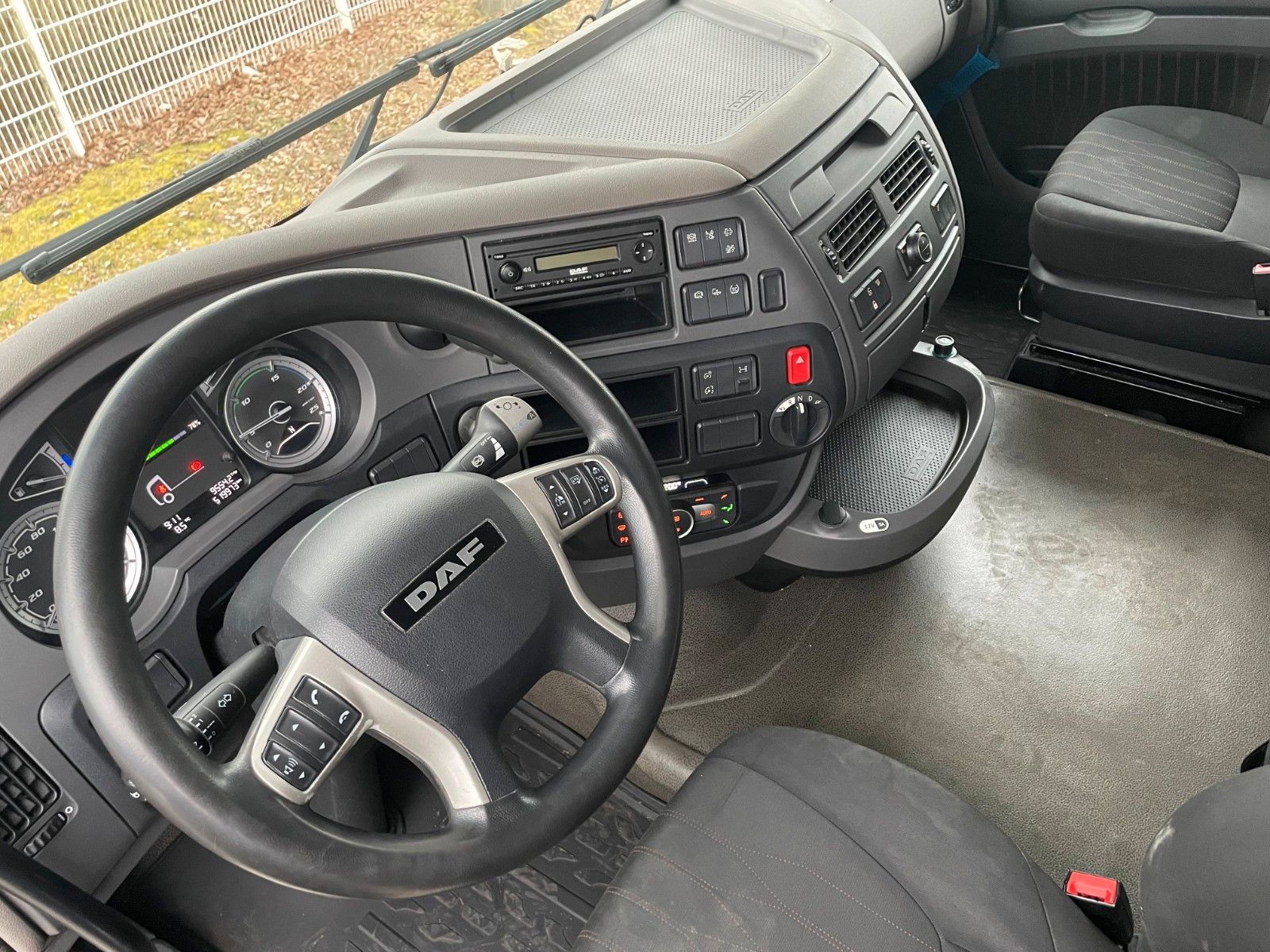 Fahrzeugabbildung DAF FT XF 480 SSC