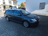 Toyota Avensis Combi Sol 2,2-l-D-CAT Sol - Toyota Avensis aus 2007 mit Diesel-Antrieb