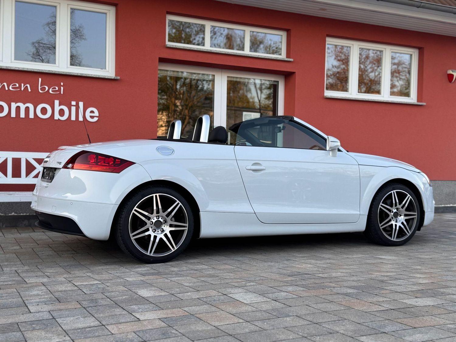 Audi TT 1.8 TFSI Cabrio*2.Hand*TÜV 04/2027