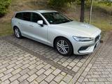 Volvo V60 B4 D Geartronic  - silberne Volvo V60