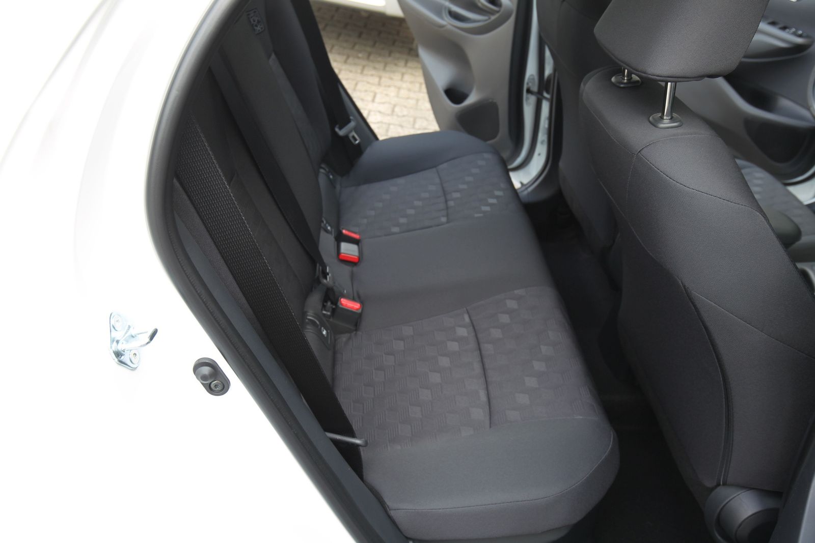 Mazda 2 Hybrid - Bild 18