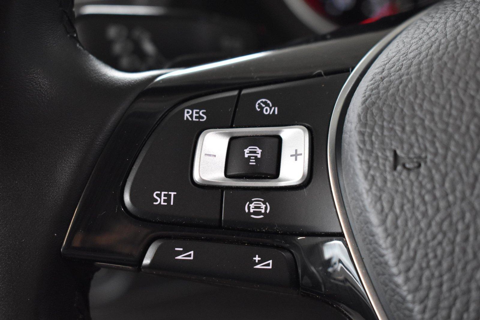Volkswagen Tiguan 2.0 TDI DSG Highline AHK APP DAB