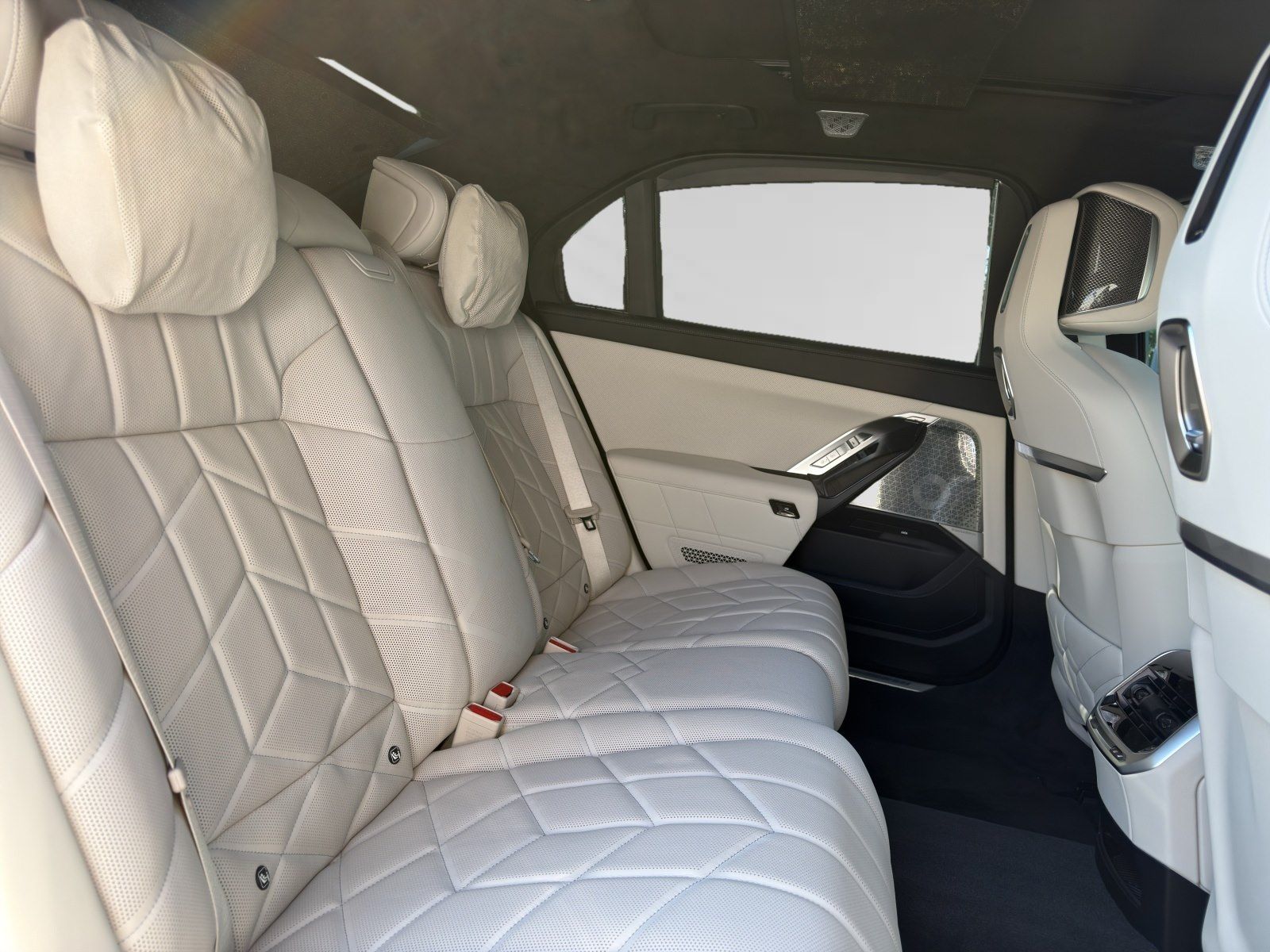 BMW i7 - Bild 15
