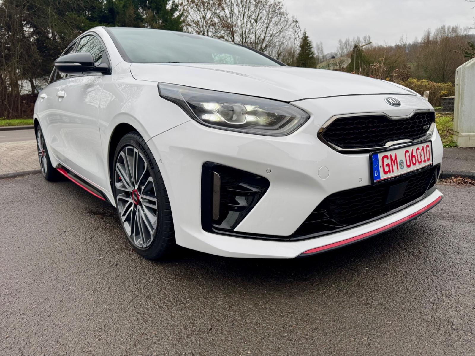 Kia ProCeed GtAut.Voll!GarantiPanoramLederTop