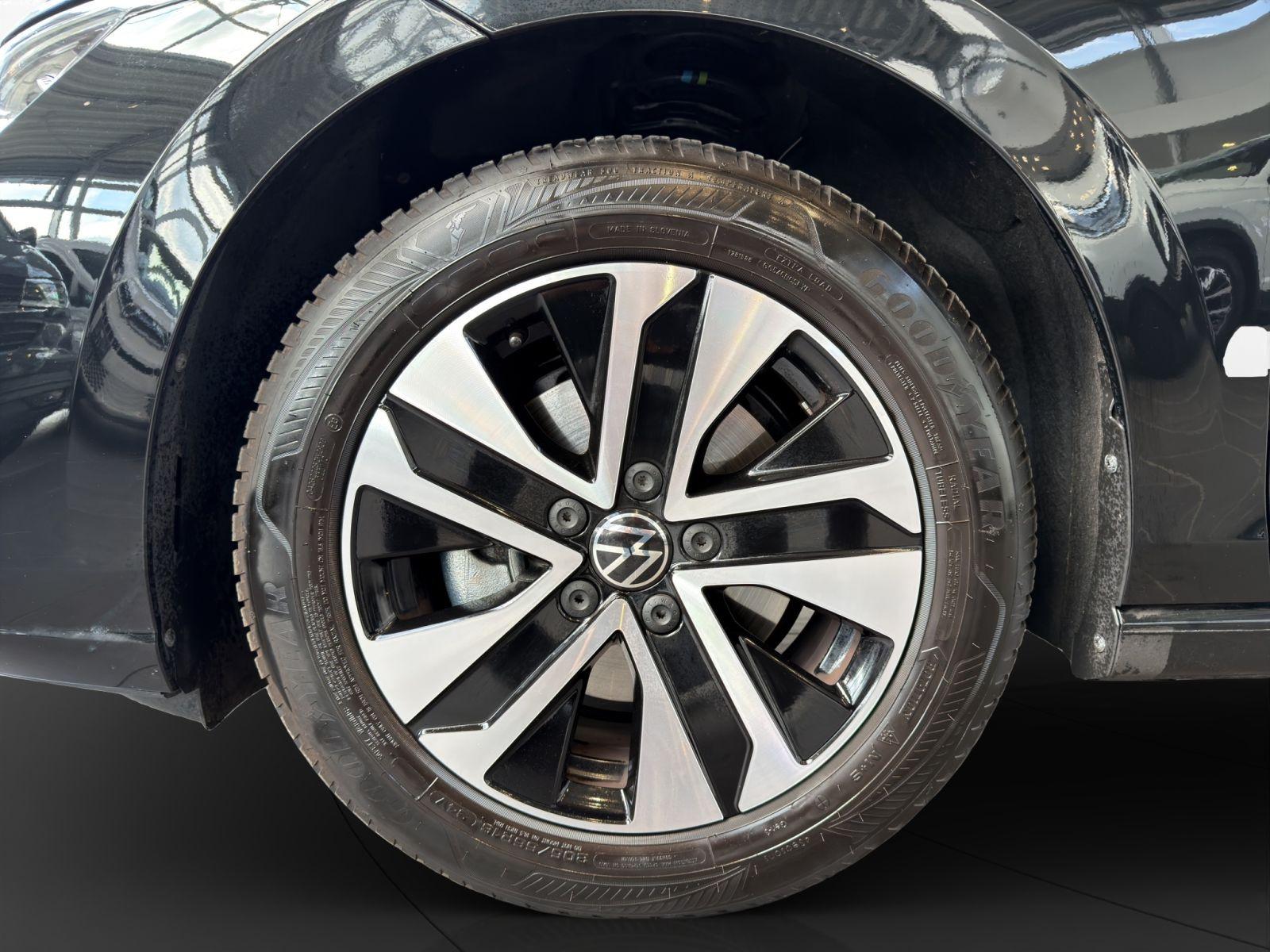 Volkswagen Golf VIII 1.5 eTSI DSG Energy AHK*Navi*SH, миниатюра 8