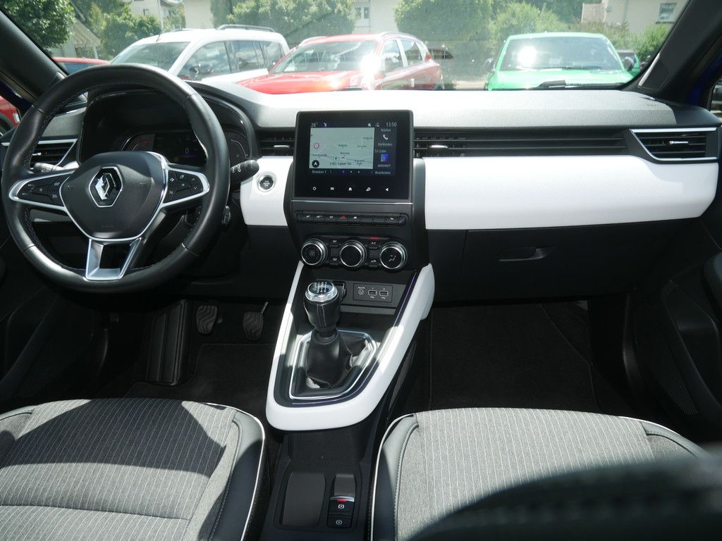 Fahrzeugabbildung Renault Clio Techno TCe 90 KLIMA PDC SHZ KAMERA NAVI LED