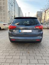Kia cee'd Sportswagon 1.6 CRDi 128 Spirit Sports... - Kia aus 2014 mit Diesel-Antrieb: Kombi