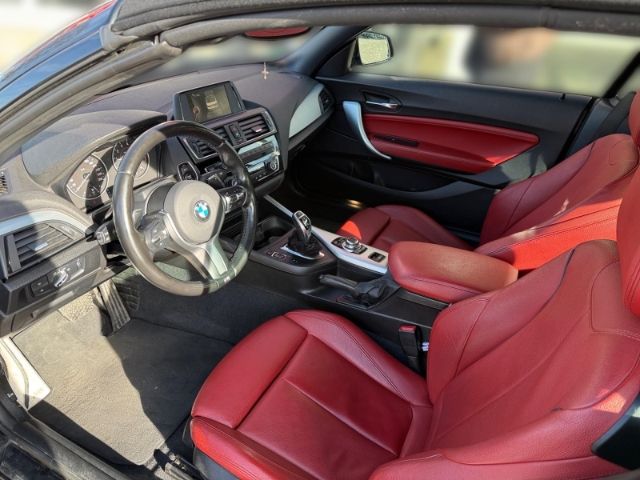 Fahrzeugabbildung BMW 220 i Cabrio +M-PAKET+LED+SHZ+KLIMA+NAVI+UVM+