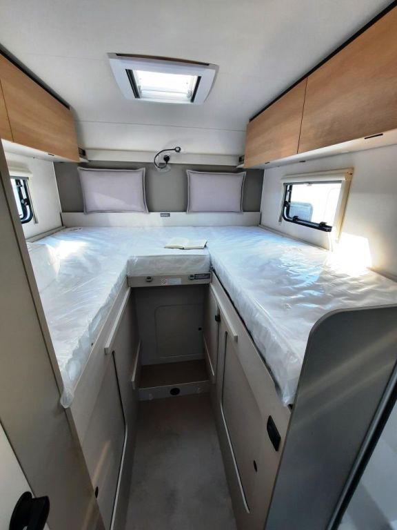 Fahrzeugabbildung LMC Tracer 730 EL Verfüg./Sparen Sie 8.131,- €
