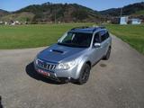 Subaru Forester Comfort Klima ALU Reling Sitzhzg. AHK - Subaru Forester aus 2012 mit Diesel-Antrieb