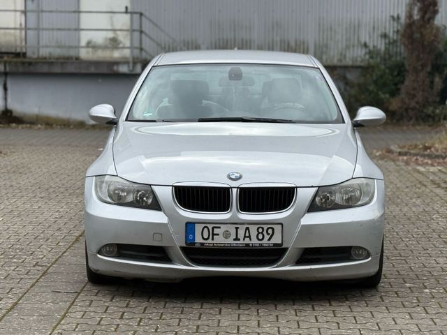 BMW 318 d  Lim~2.HAND~NAVI~KLIMA~PDC~TÜV