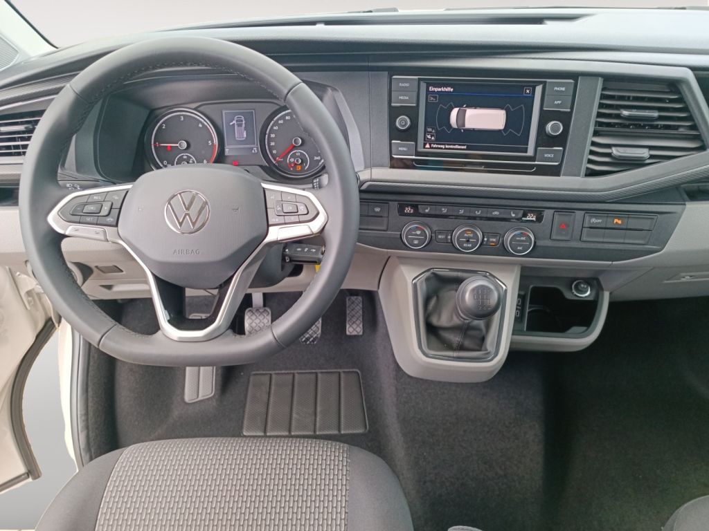 Fahrzeugabbildung Volkswagen Caravelle T6.1 Lang Trendline 7 Sitzer