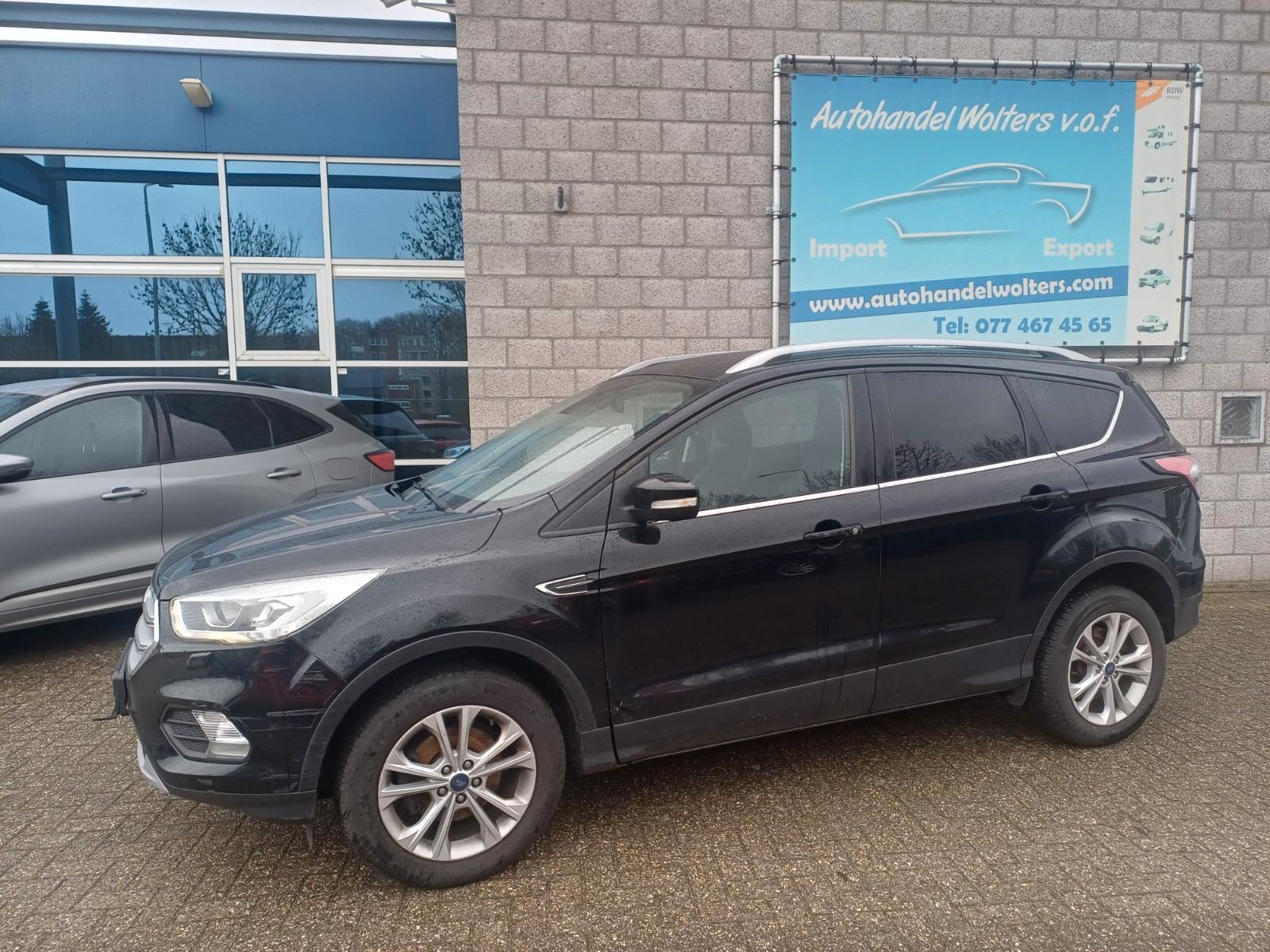 Ford Kuga 1,5 EcoBoost 4x2  Titanium
