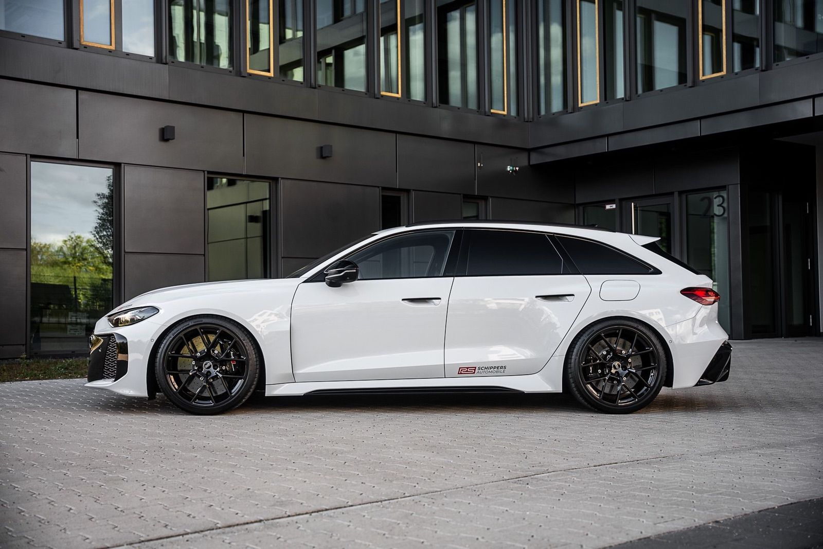 Fahrzeugabbildung Audi RS5 Avant KERAMIK|SPORTPAKET|HGP 818 PS