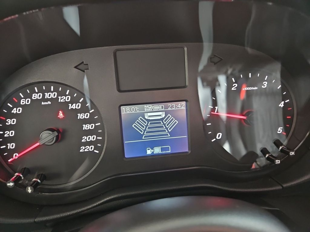 Fahrzeugabbildung Mercedes-Benz Citan 108 Kasten BASE Standard Klima PTS hi.