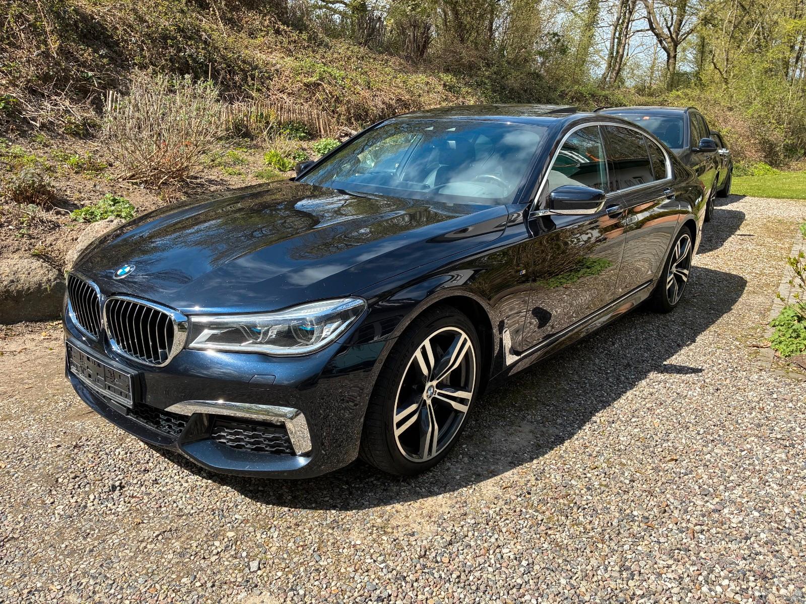 BMW 740d xDrive - M-Sport, HUD, Laser, Parkassistent