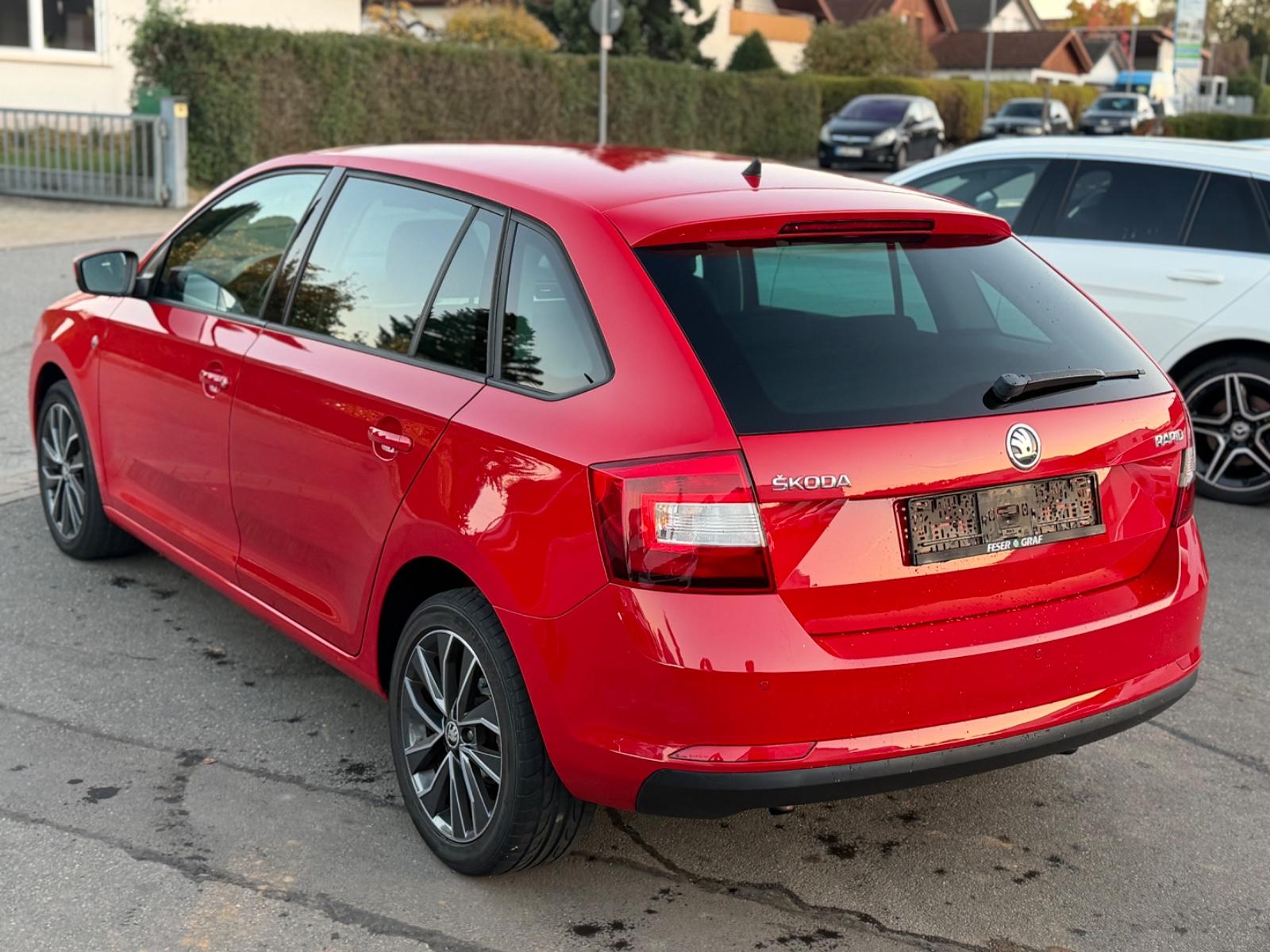 Skoda Rapid 2015 — interior