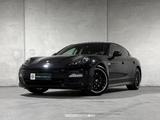 Porsche Panamera 3.6 V6 4WD - Porsche Panamera aus 2012 mit Benzin-Antrieb