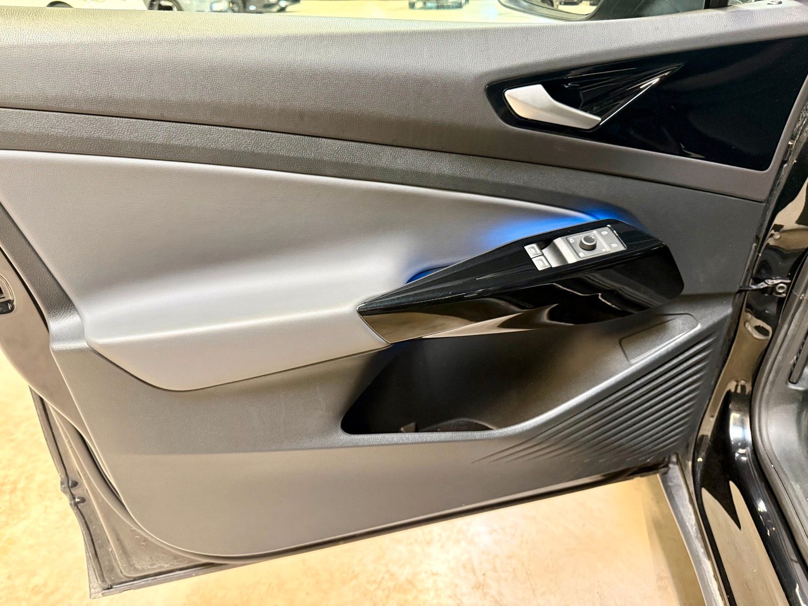 Volkswagen ID.5 PRO 128 kW 82KWh*AHK*IQ.LIGHT*AMBIENTE*SHZ foto 18