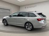Skoda Octavia Combi 2.0TDI DSG Sportline*AHK*KESSY*SHZ - Skoda Octavia Neuwagen in Bremen