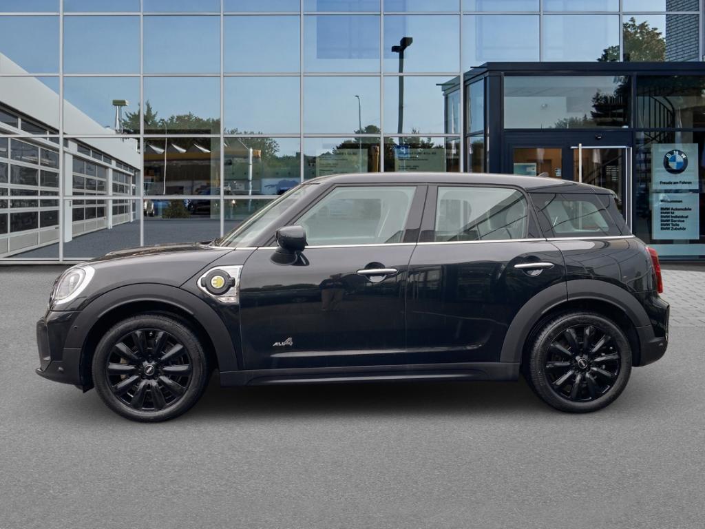 MINI Cooper SE Countryman ALL4 Classic Trim Navi/LED-