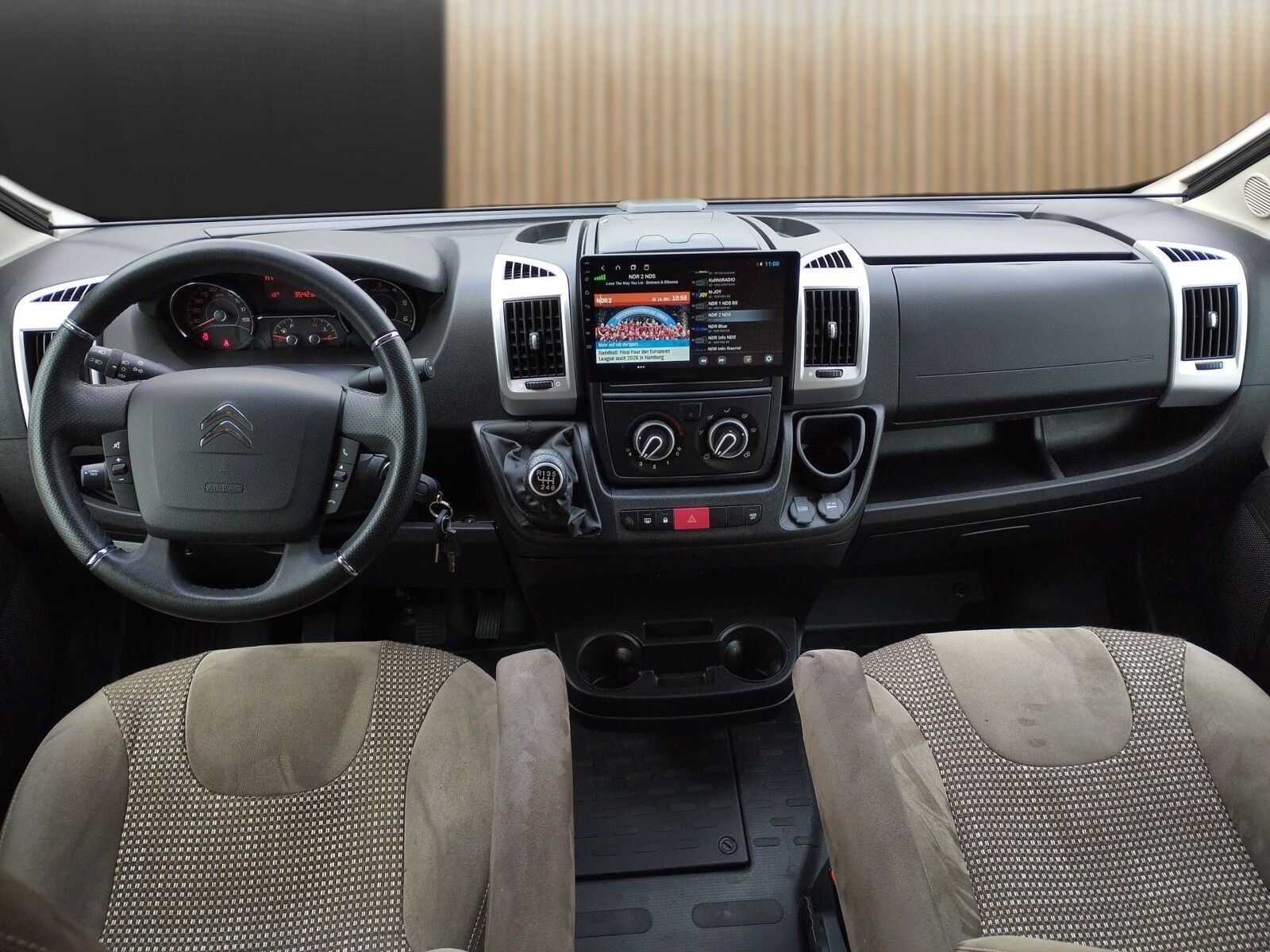 Fahrzeugabbildung Pössl Roadcruiser XL 165 PS AHK,Markise,Navi,Kamera