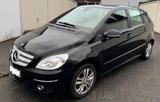 Mercedes-Benz B 160 Klima, Sitzheizung, Schaltgetriebe - gebrauchte Mercedes-Benz B 160 aus dem Jahr 2009