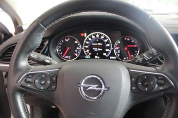 Opel Insignia - 10