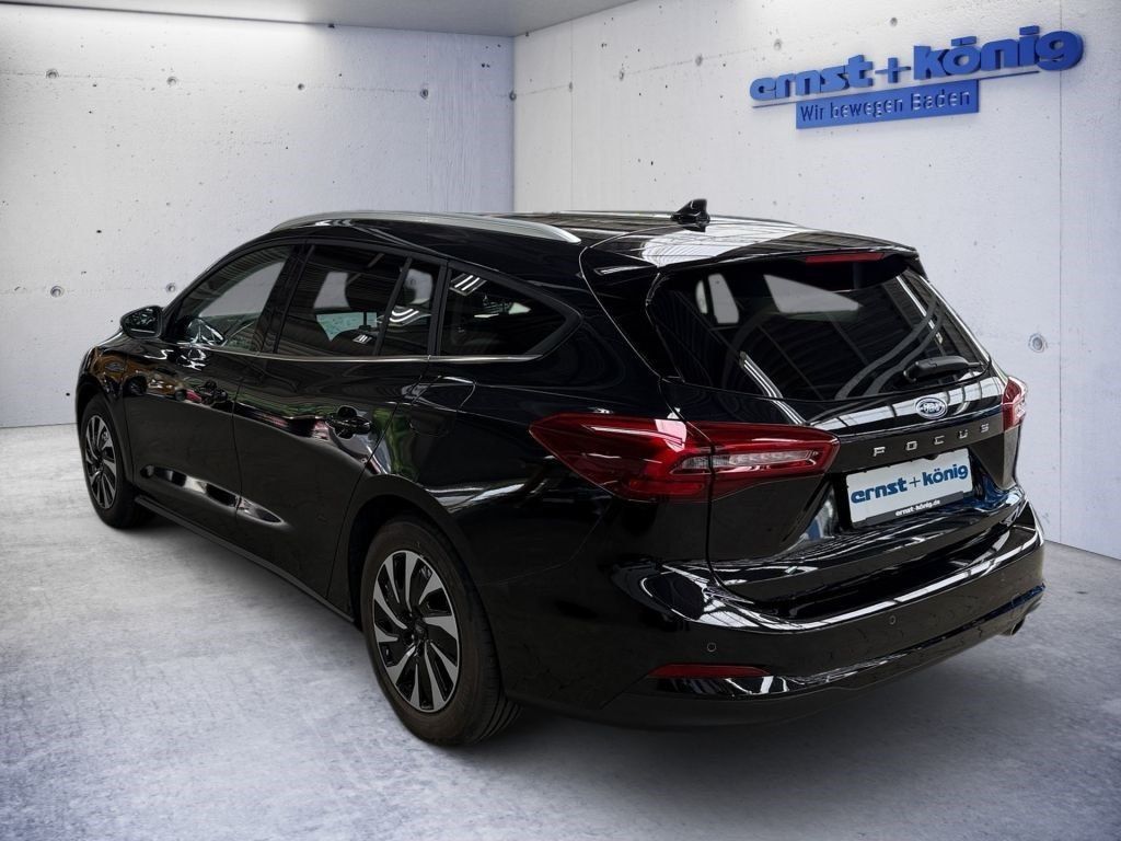 Ford Focus Turnier 1.5 EcoBlue Aut. TITANIUM imagem 2