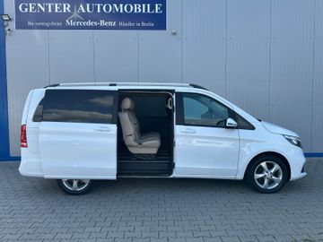 Mercedes V 220 - 5