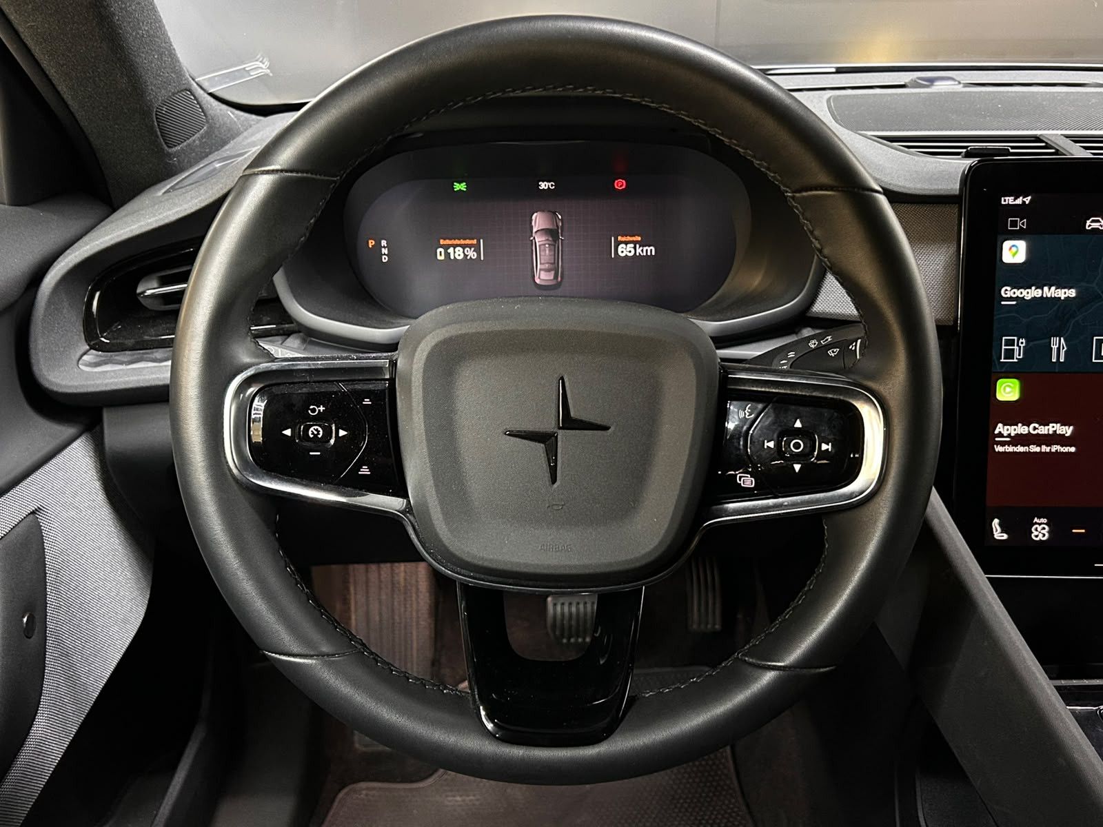 Fahrzeugabbildung Polestar 2 LED+SHZ+NAVI+KEYLESS+ACC+360°+DAB+20"+