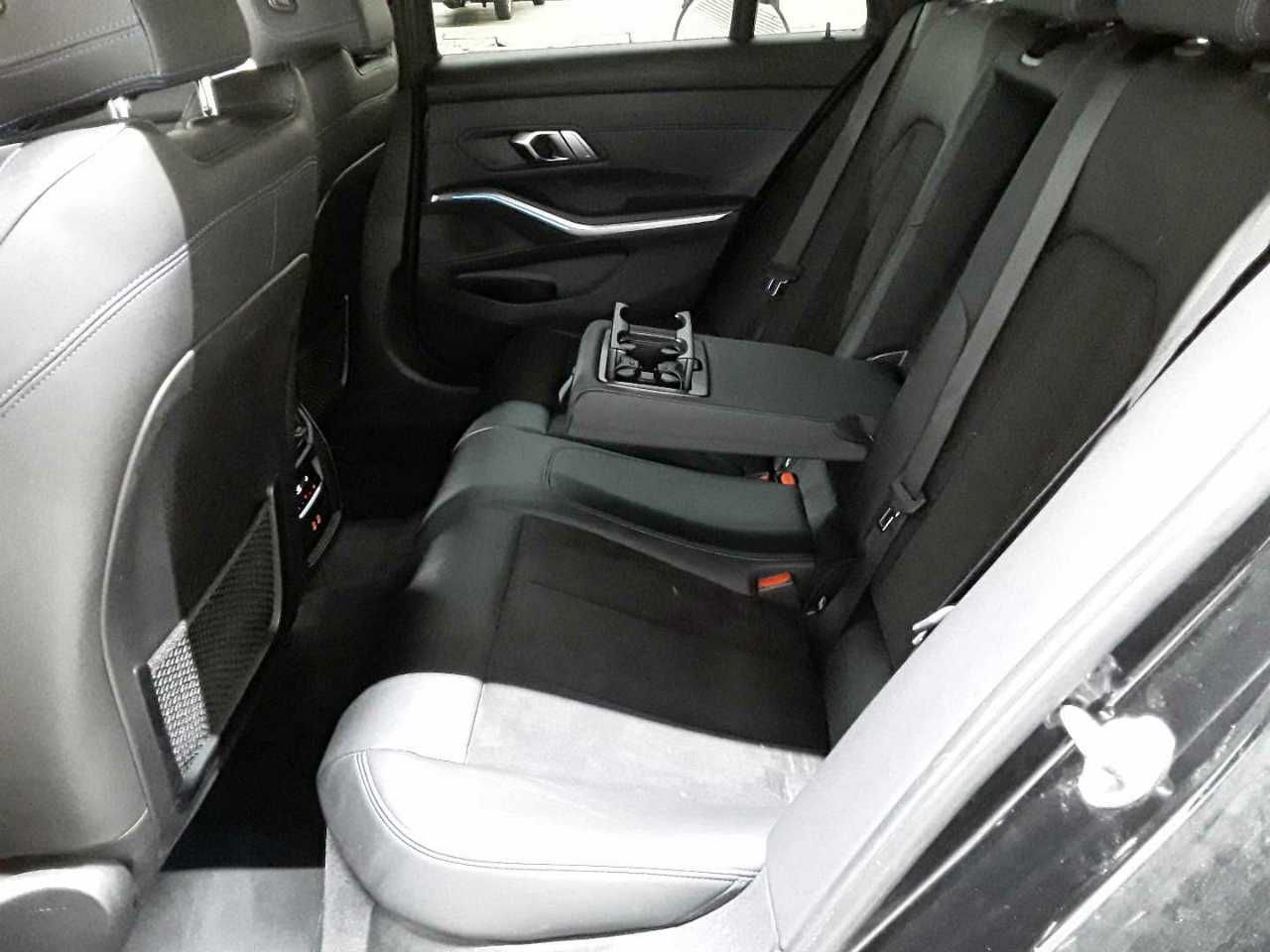 BMW 320e Touring Aut. M Sport Navi Pano SHZ  foto 7