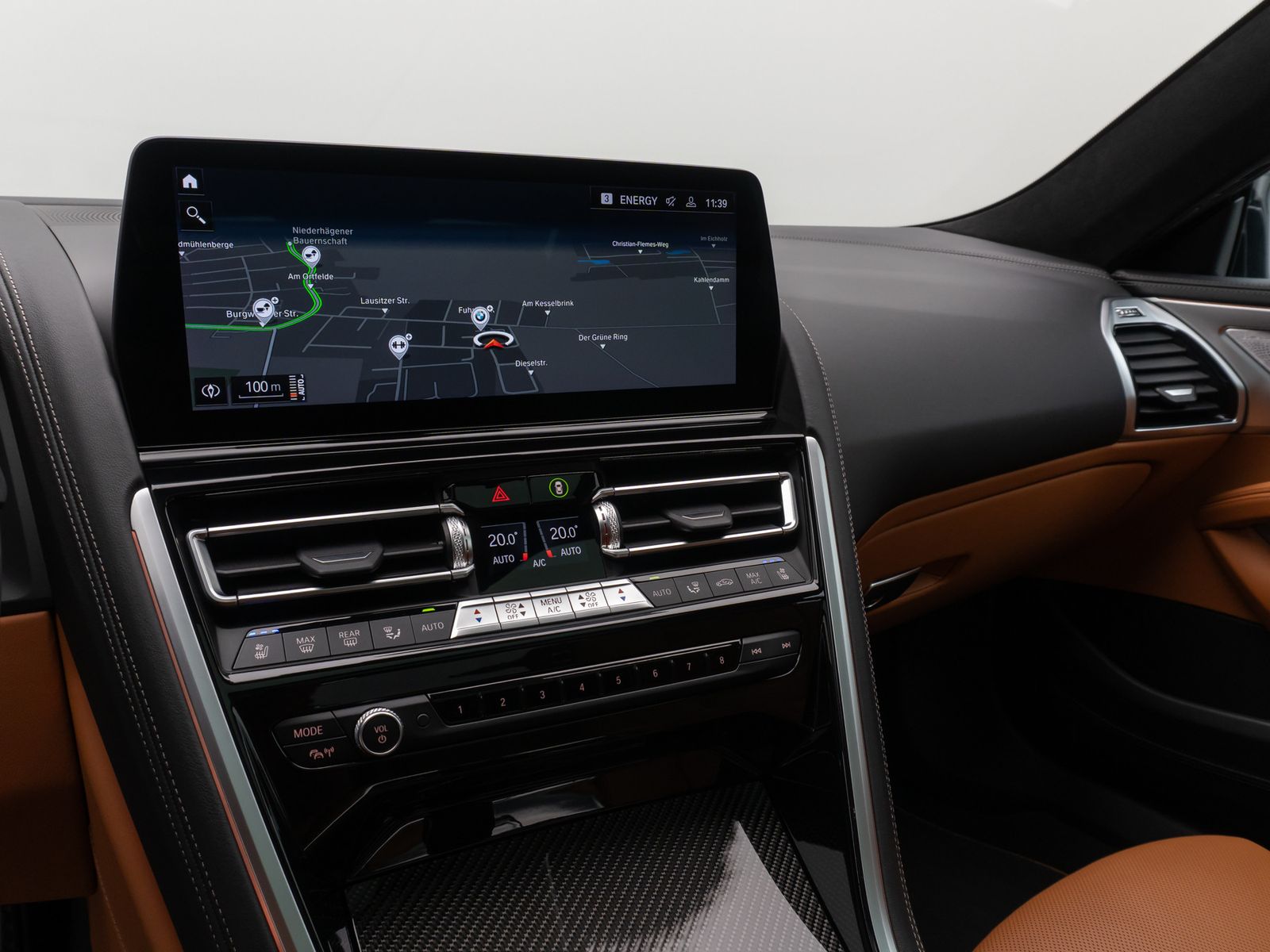 Fahrzeugabbildung BMW M850i xD GC 360° B&W Laser TV SoftClose 20Zoll
