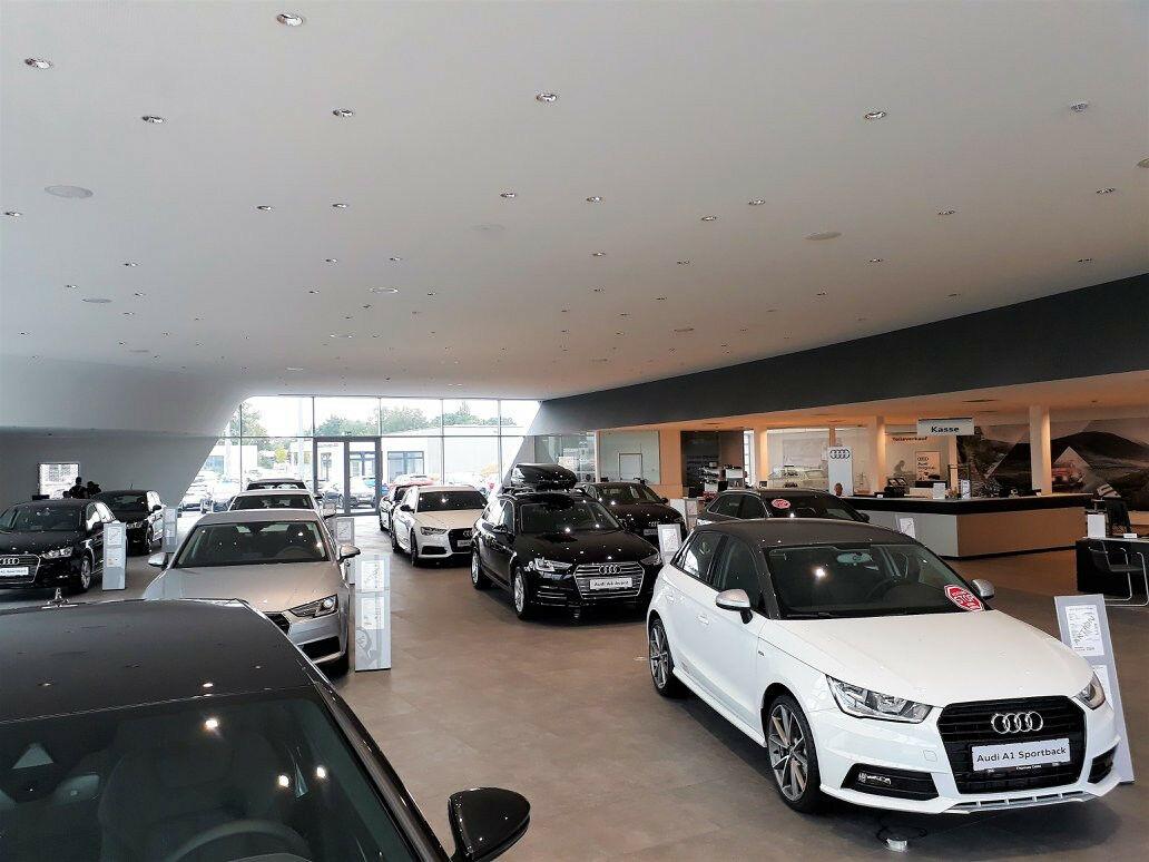 showroom-image-bottom