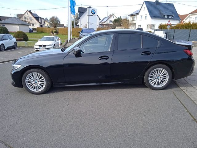 BMW 320d Sport Line *LED*Sportsitze*Keyless*