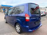 Ford Tourneo Courier Trend SHZ BT PDC Tempomat - Ford Tourneo Courier mit Benzin-Antrieb: Van, Schaltgetriebe