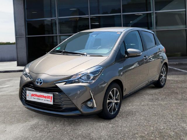 Toyota Yaris Hybrid Y20 Club