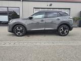 Peugeot 2008 Allure 100 PT *360° Kam*Navi*17"*ACC*SHZ* - Peugeot 2008 mit Benzin-Antrieb: Kleinwagen, Schaltgetriebe