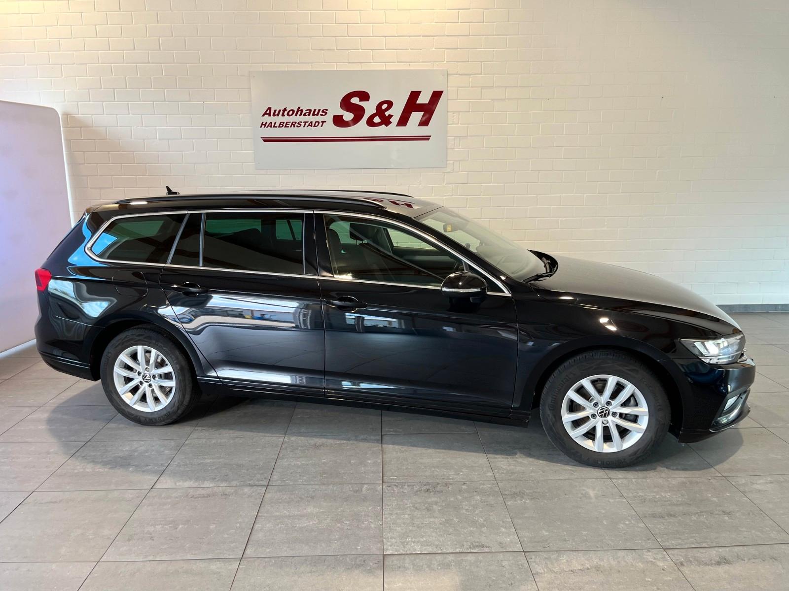 Volkswagen Passat Variant 2,0TDi SCR DSG Business NAVI CAM