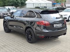 Fahrzeugabbildung Cayenne Turbo Park-Assistent