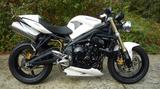 Triumph Street Triple 675 viel Zubehör Reifen gut Servic - Angebote