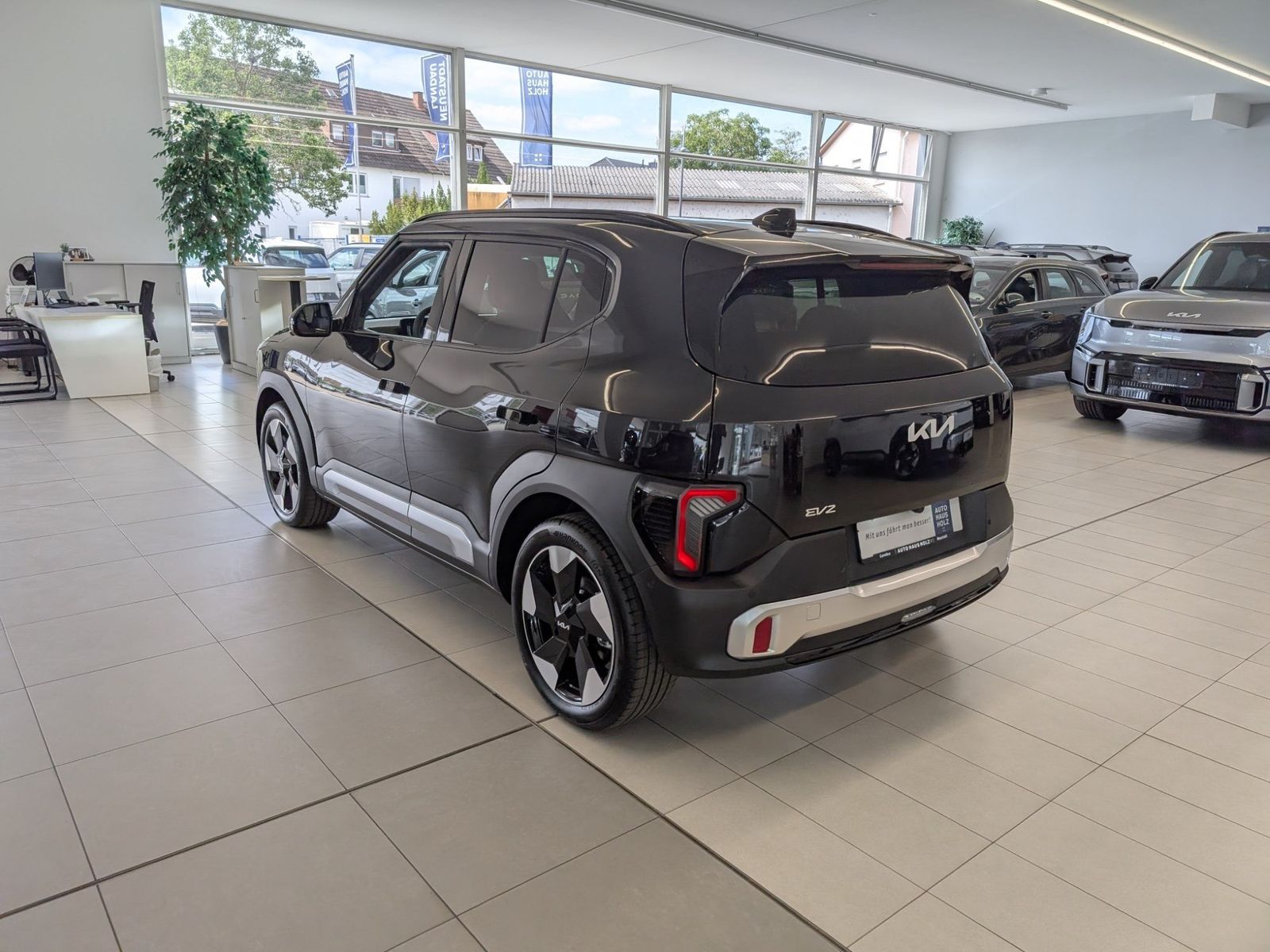 KIA EV2  42,2-kWh Earth 4-Sitzer Design Sitzpaket – Bild 2