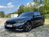 BMW 330d xDrive Tour. M Sport Aut. AHK Pano Leder HK