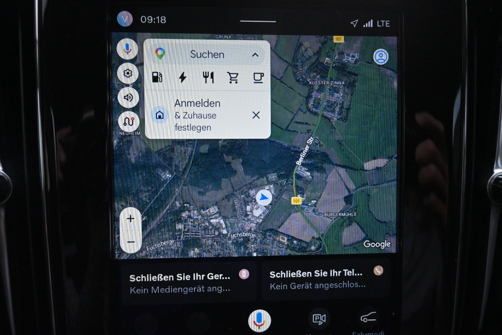 Fahrzeugabbildung Volvo V60 T6 Essential AWD*STHZG*PDC*AHK*Leder*LHZG*