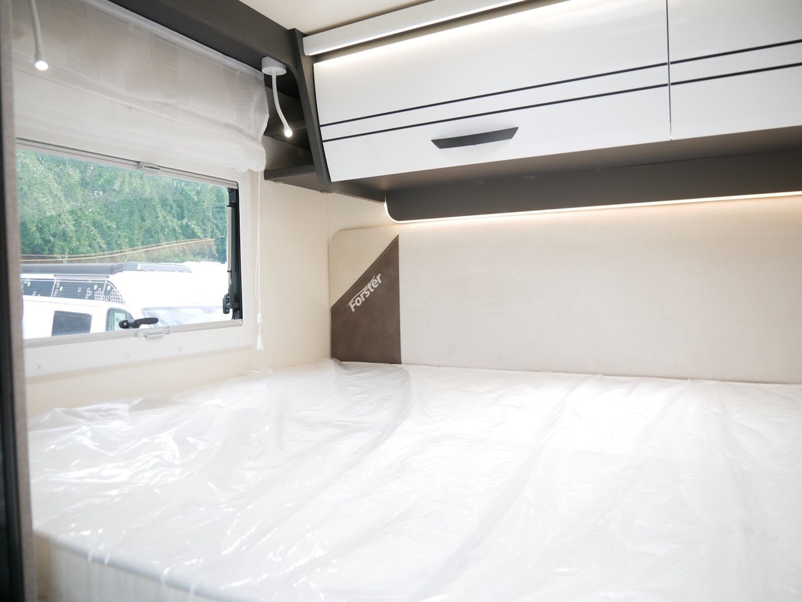 Fahrzeugabbildung Forster T FT599HB 10380,- EUR Sondernachlass